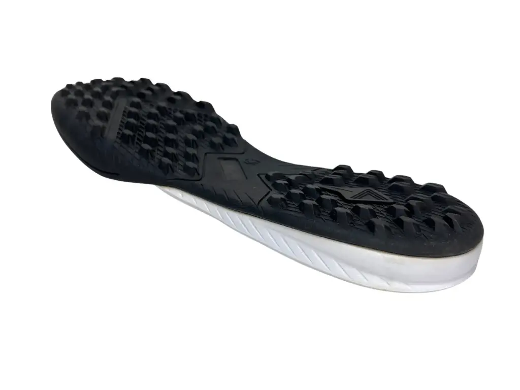 Suela Deportiva Para Gras Sintetico (Negra) 